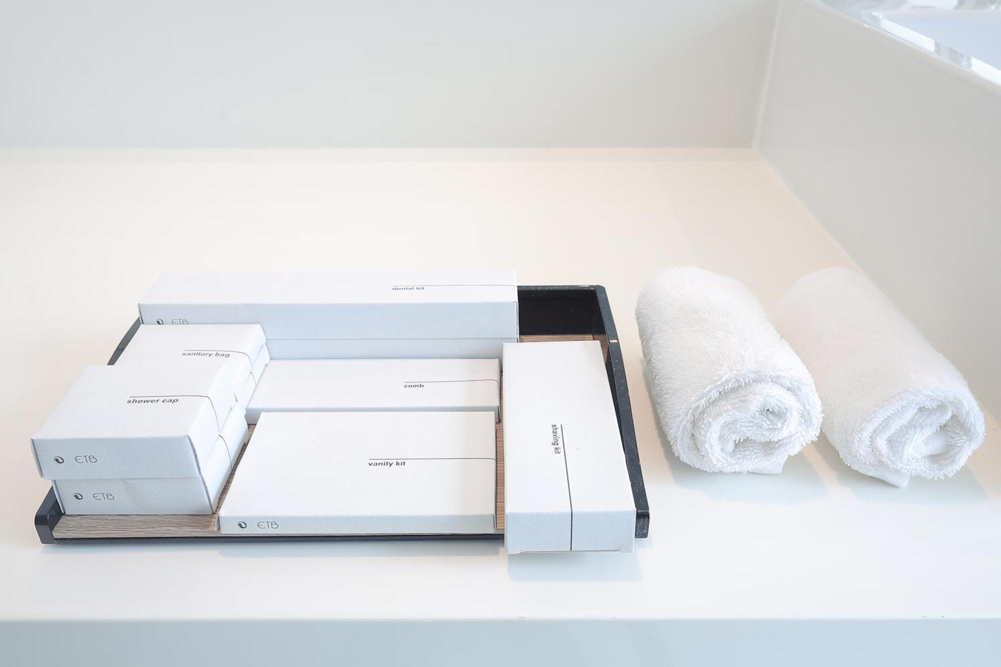 The Riyaz Lavanya Langkawi ปันไตเจอนัง ภายนอก รูปภาพ A drawer with amenities