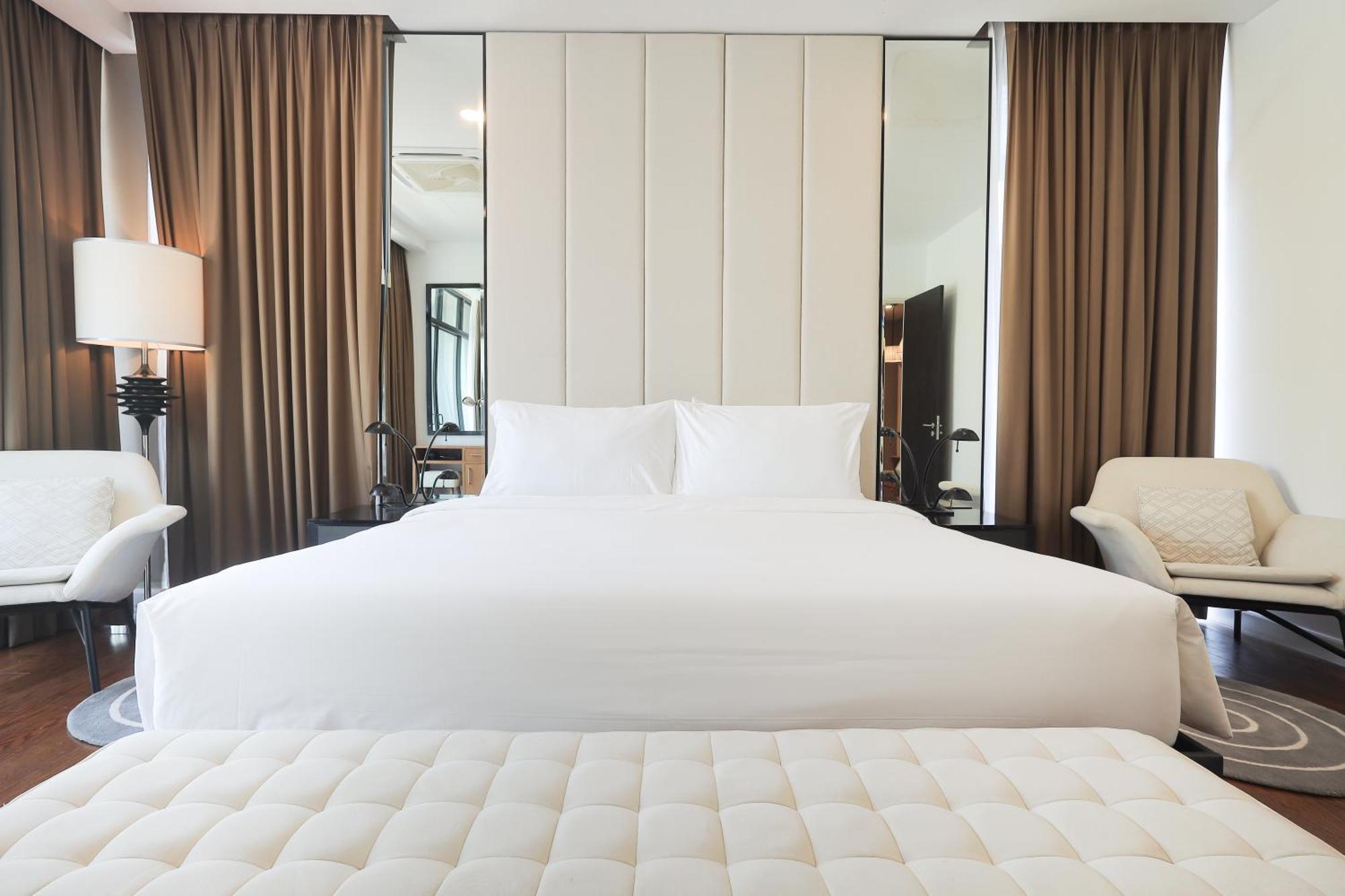 The Riyaz Lavanya Langkawi ปันไตเจอนัง ภายนอก รูปภาพ A bedroom at the hotel
