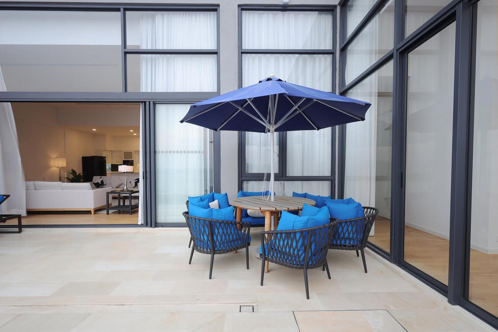 The Riyaz Lavanya Langkawi ปันไตเจอนัง ภายนอก รูปภาพ A patio